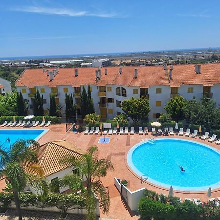 شقة Apartamento 405 Em Urbanizacao Com Piscinas تافيرا المظهر الخارجي الصورة