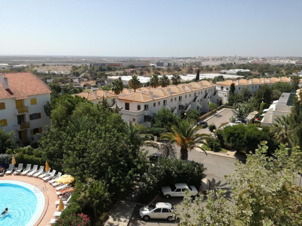شقة Apartamento 405 Em Urbanizacao Com Piscinas تافيرا المظهر الخارجي الصورة