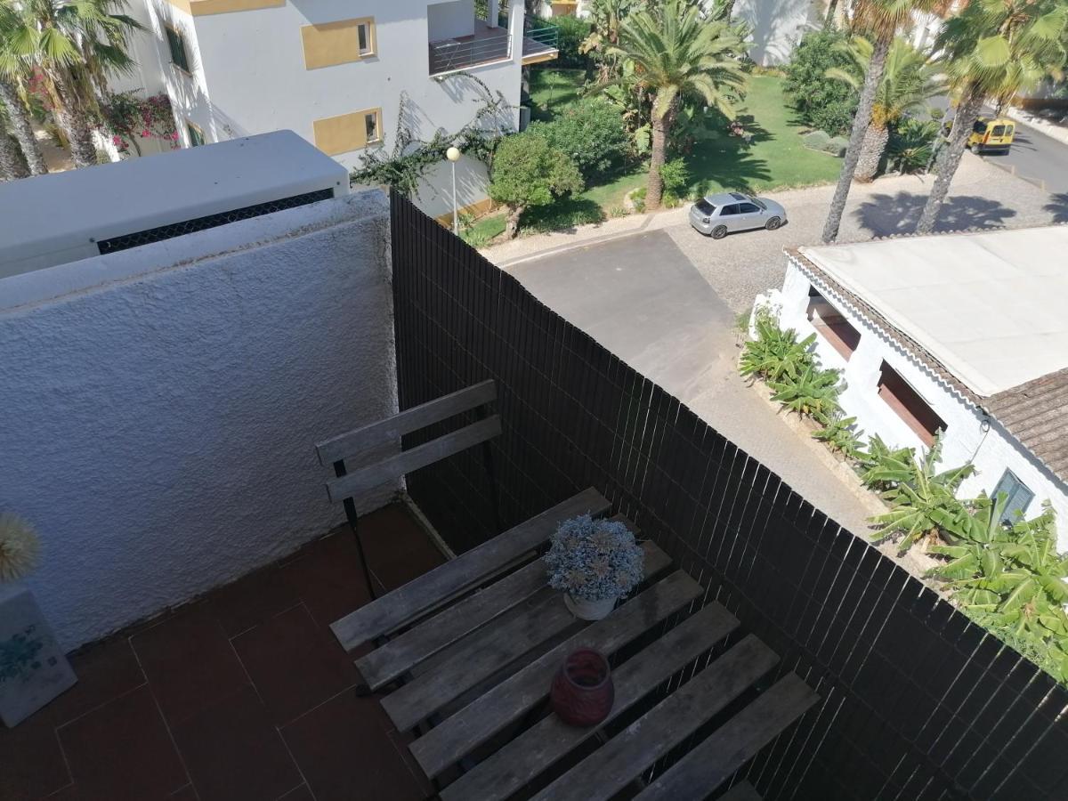 شقة Apartamento 405 Em Urbanizacao Com Piscinas تافيرا المظهر الخارجي الصورة